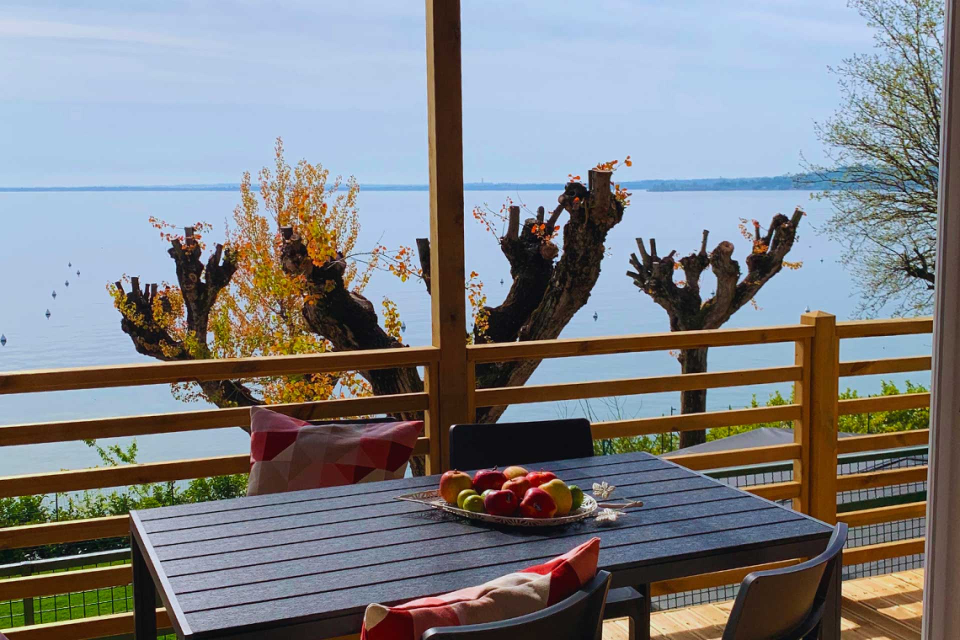 Casa Mobile Vista Lago Terrace veranda con bellissima vista sul lago di Garda